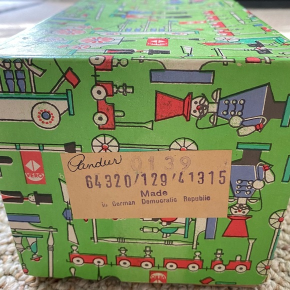 SOLD Vintage Erzgebirge German Pandur Nutcracker - Picture 11 of 12